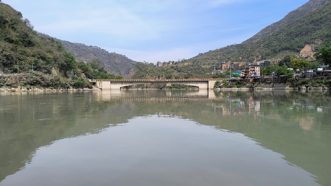  Tattapani - Bridging the Mountains